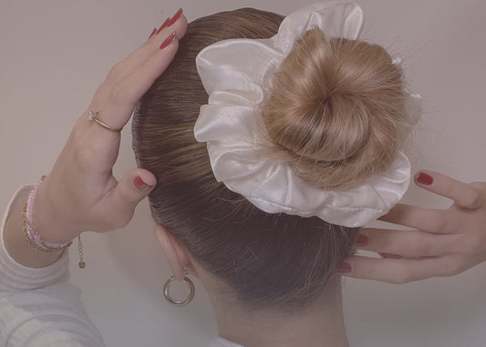 How To Style A Silk Scrunchie