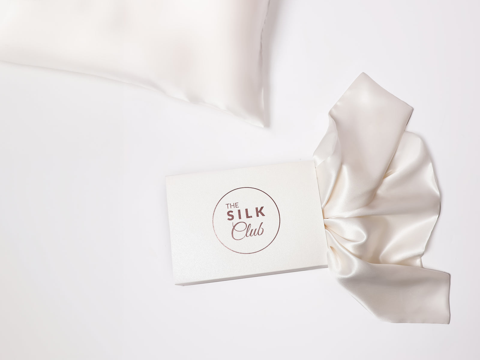 Cream Silk Pillowcases & Gift Box