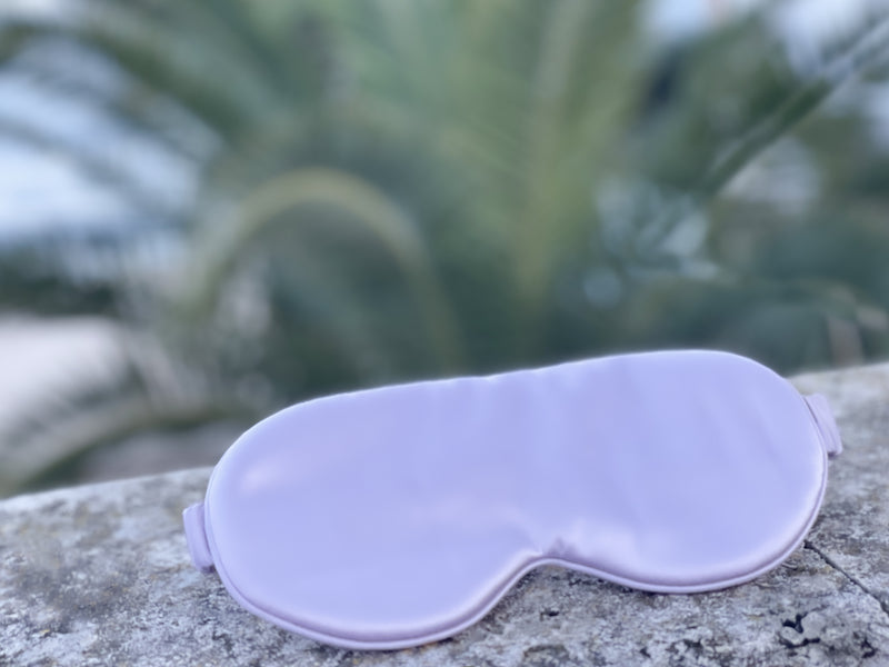 Mulberry silk eye mask in lilac - The Silk Club