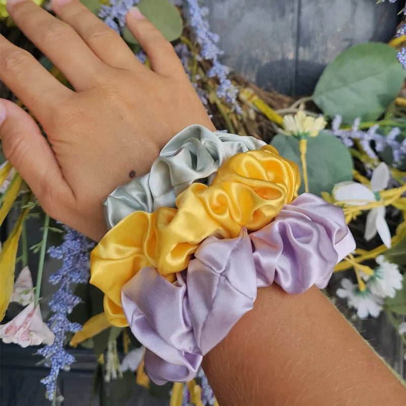 Wildflower Edit Silk Scrunchie Gift Set Worn on Wrist
